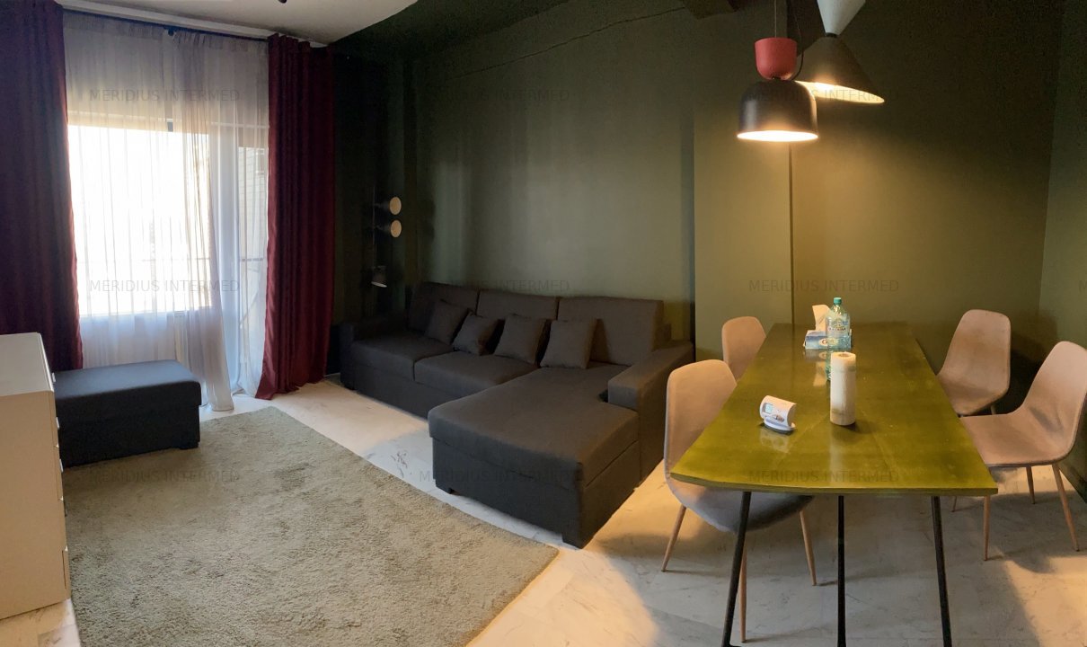 Apartament de inchiriat 3 camere in Constanta, Delfinariu