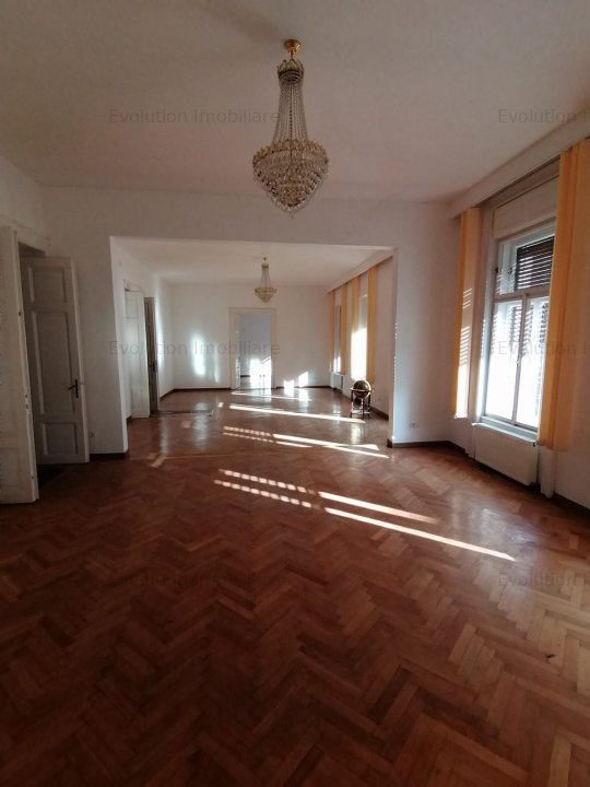 Apartament de inchiriat 7 camere in Timisoara, P-ta Maria
